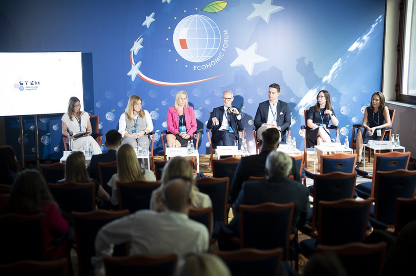Podczas Forum Ekonomicznego w Karpaczu Wrocław zorganizował dyskusję "Siła kobiet w STEM - fundamenty nowoczesnych firm"